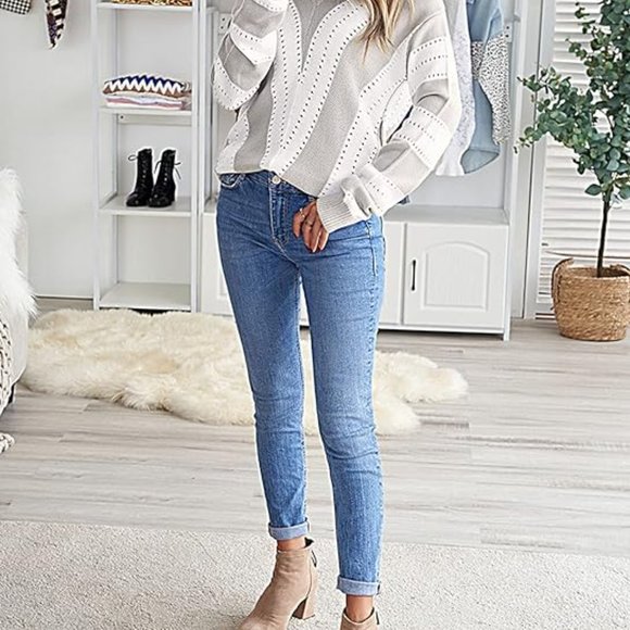 Pullover Sweater for Women V Neck Long Sleeve Hollow Out Knit Grey White Comfy - Picture 1 of 5
